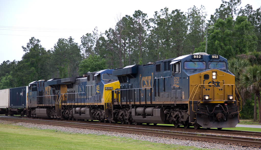 CSX 952